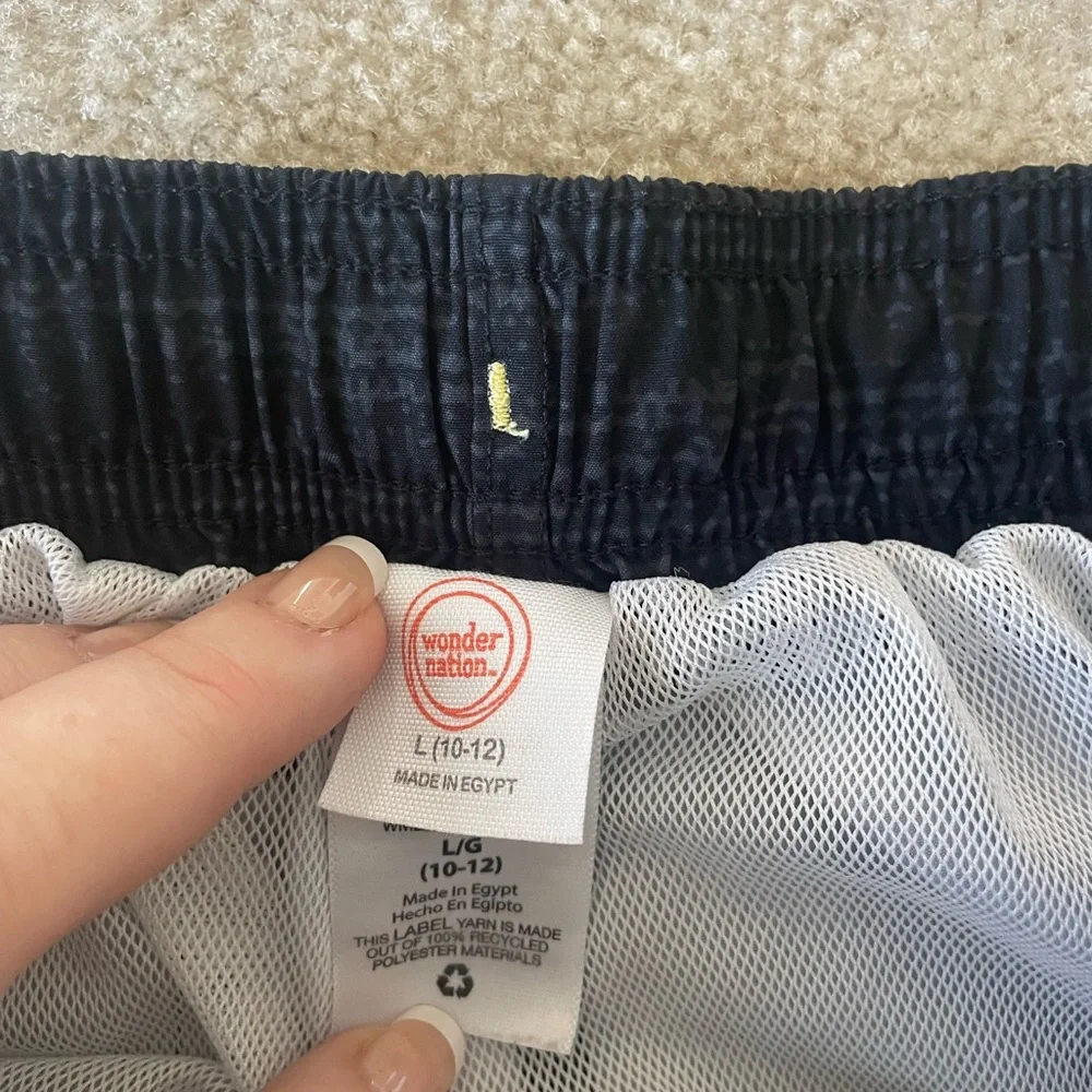 Wonder Nation‎ Boy size L swim trunks/shorts.